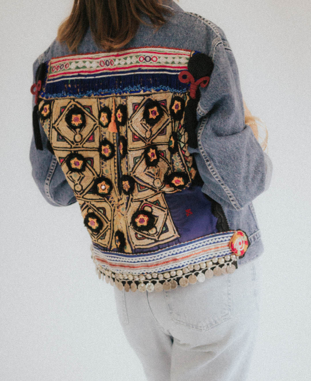 Giacca Levi’s Vintage Blu con Ricami Indiani