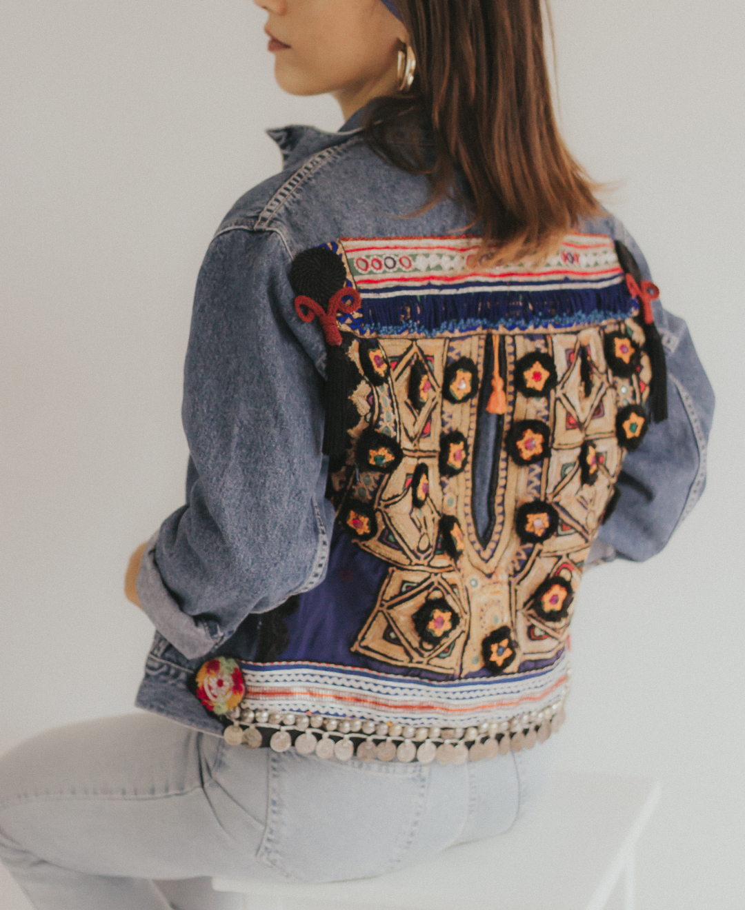 Giacca Levi’s Vintage Blu con Ricami Indiani